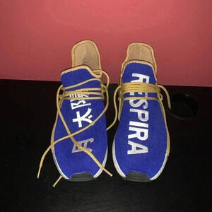 Adidas Pharrell Williams Human Race 
“Repira